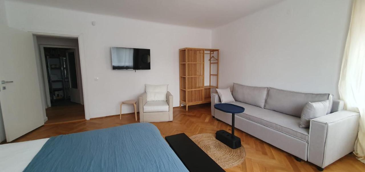 The Pines Serviced Apartments Брашов Екстер'єр фото