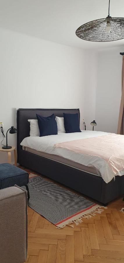 The Pines Serviced Apartments Брашов Екстер'єр фото