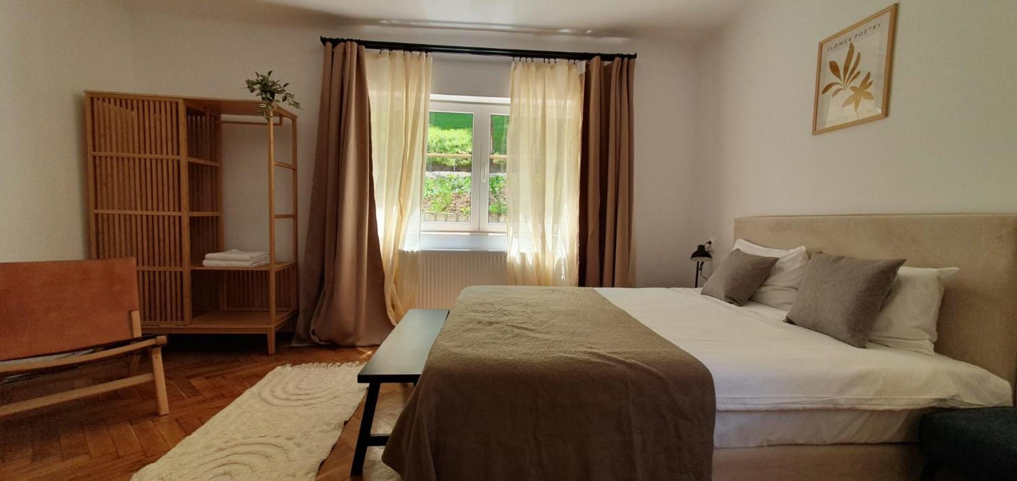 The Pines Serviced Apartments Брашов Екстер'єр фото